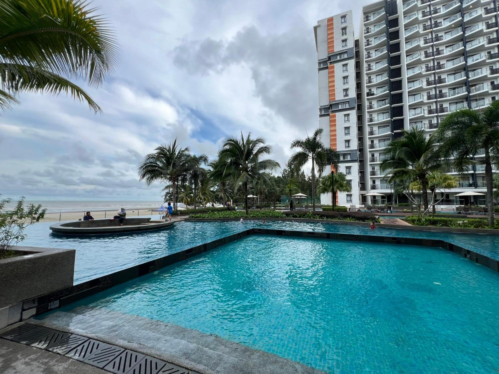 Vitaminsea Seaview 6Pax Studio Netflix B-7-03 Kuantan Exteriör bild