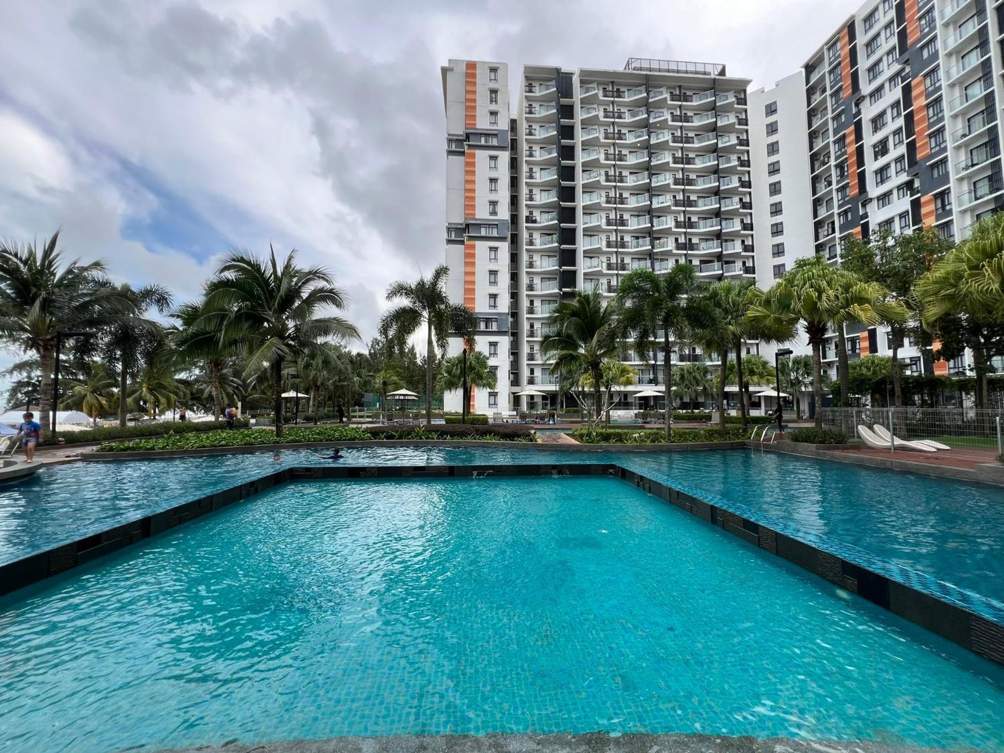 Vitaminsea Seaview 6Pax Studio Netflix B-7-03 Kuantan Exteriör bild