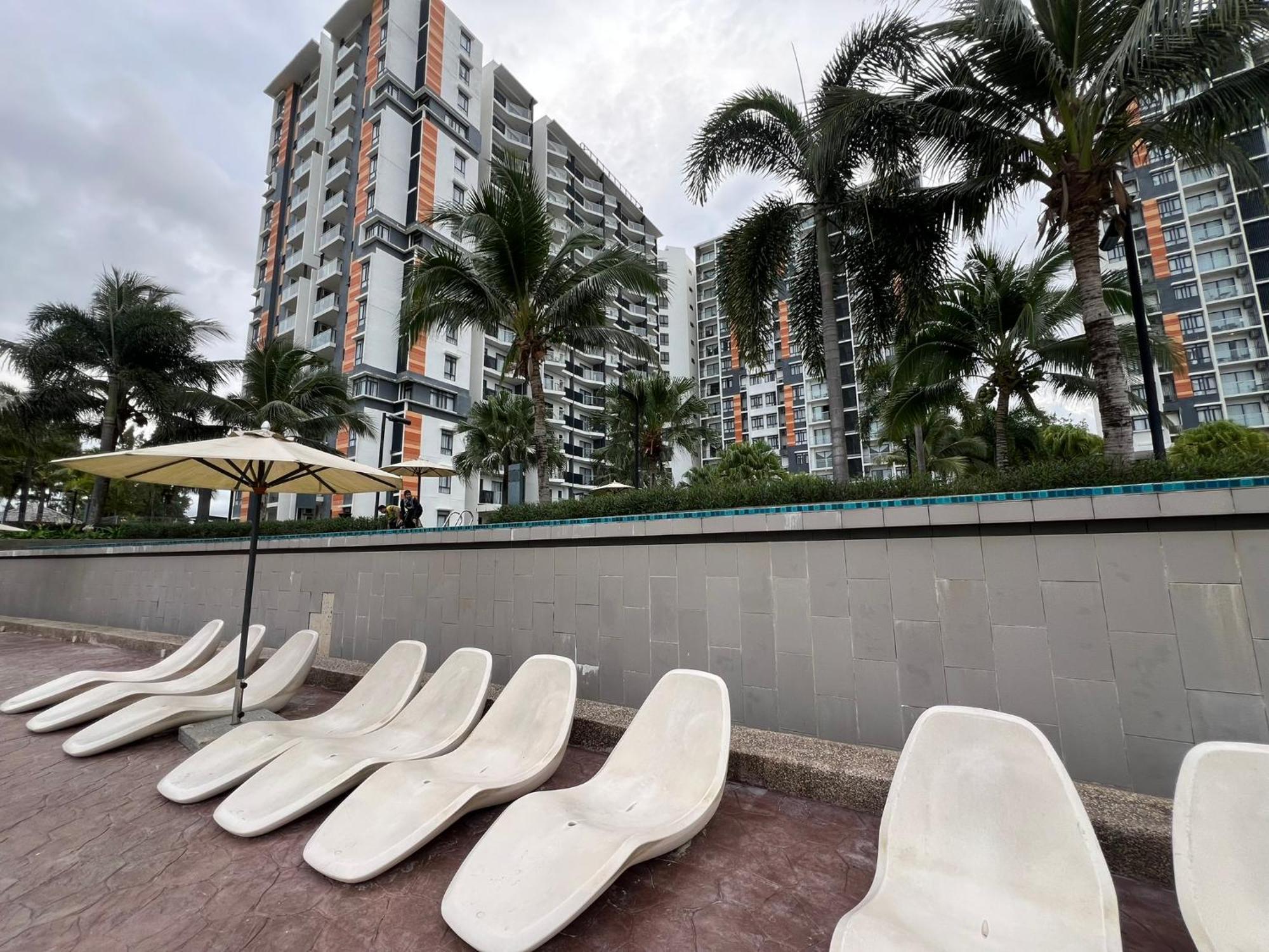 Vitaminsea Seaview 6Pax Studio Netflix B-7-03 Kuantan Exteriör bild